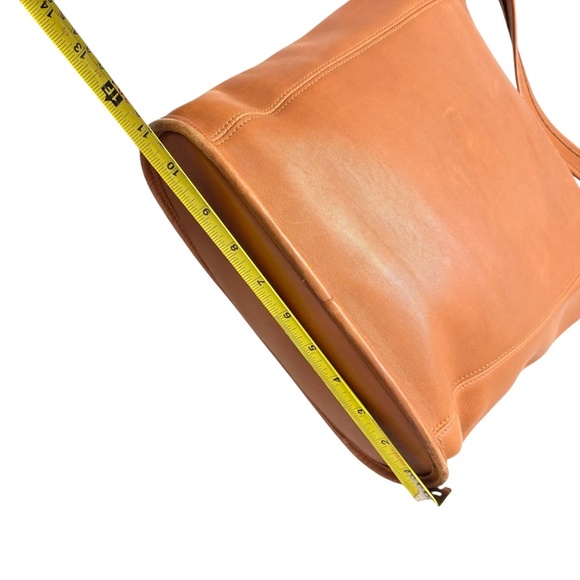 COACH (# 9060) “Legacy Slim Duffle Sac” British Tan brown Leather Shoulder Bag - Picture 5 of 10